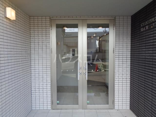 25/25 エントランス