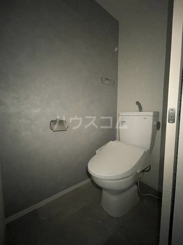 13/30 トイレ