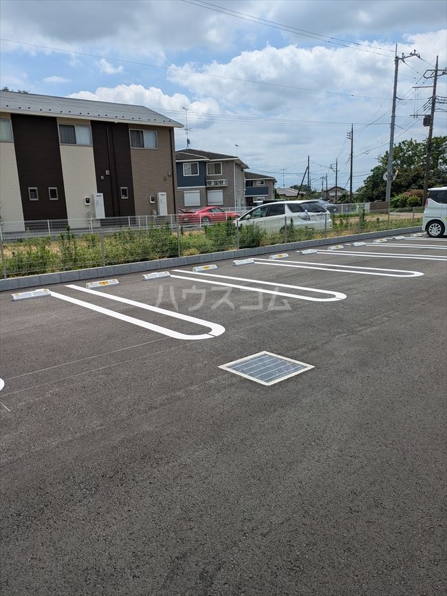 Sky　ResidenceⅡの駐車場