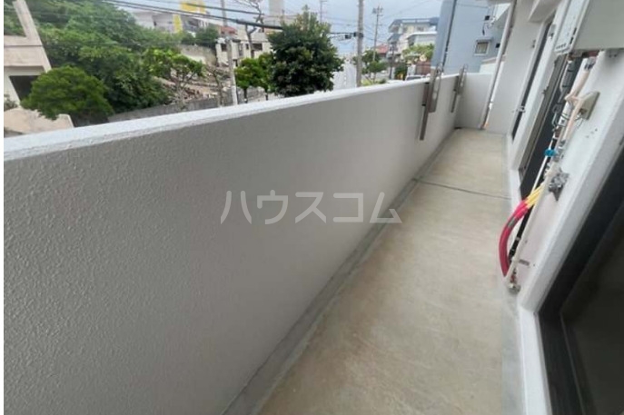 13/22 バルコニー