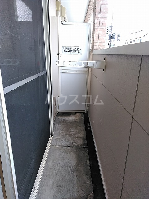 23/30 バルコニー
