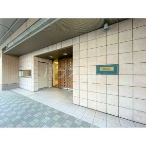 29/30 エントランス