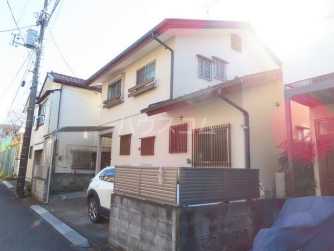 三鷹市深大寺2丁目貸家の外観