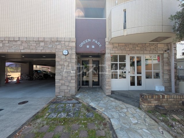 2/3 エントランス