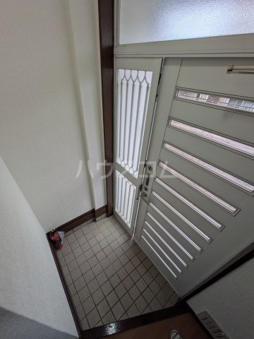 13/30 玄関