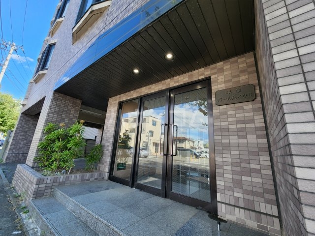 14/18 エントランス