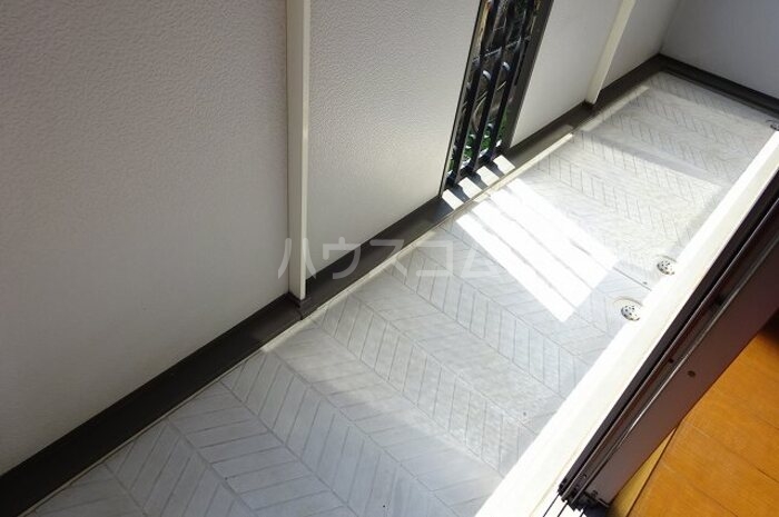 13/22 バルコニー