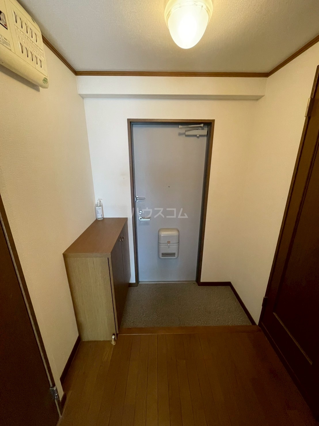 13/30 玄関