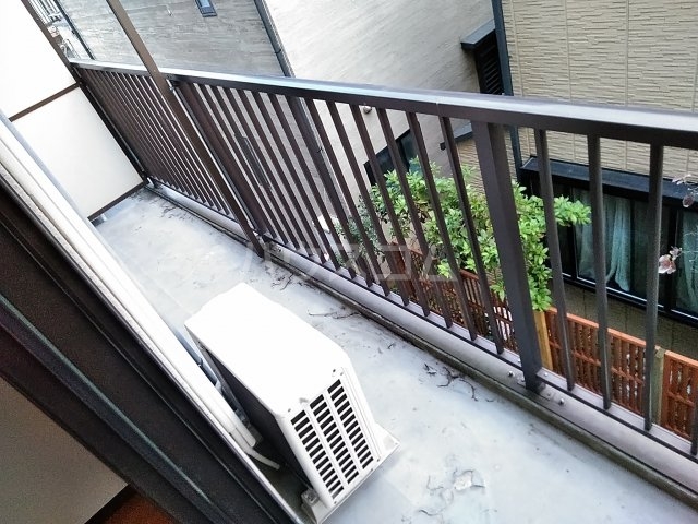18/30 バルコニー