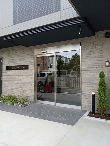 20/25 エントランス