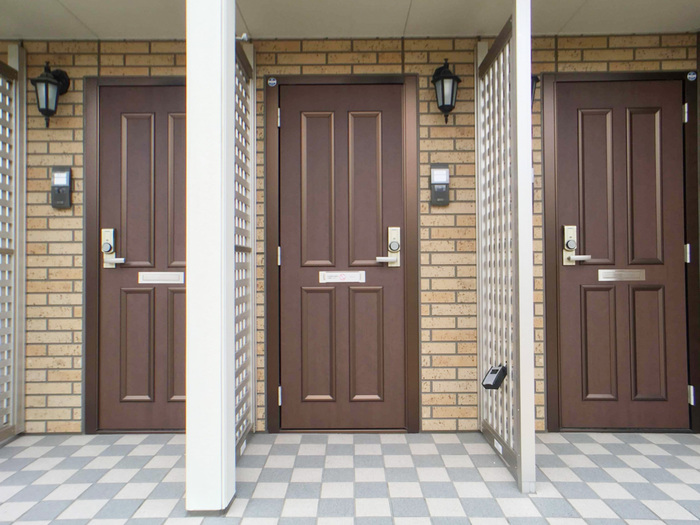 18/28 エントランス