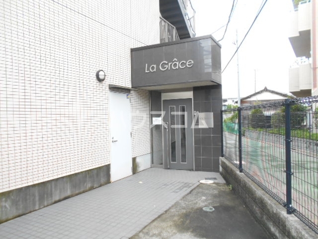 3/4 エントランス