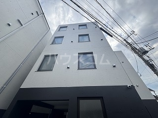 Axis西日暮里の外観