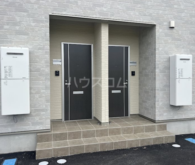 14/16 エントランス