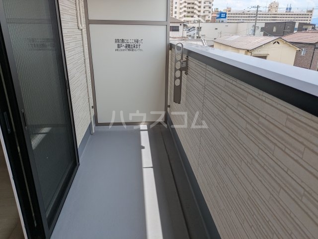 13/28 バルコニー