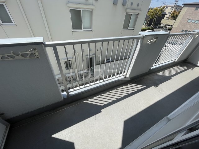 23/30 バルコニー
