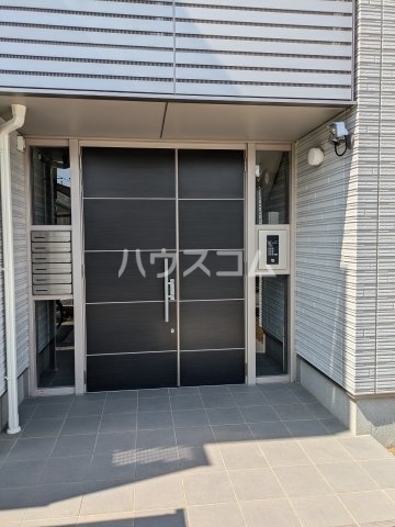 20/24 エントランス