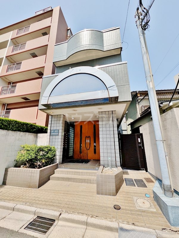 2/11 エントランス