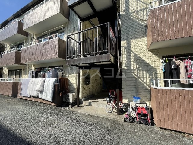 3/5 エントランス