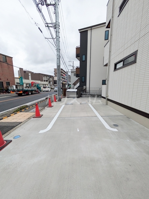 18/29 駐車場