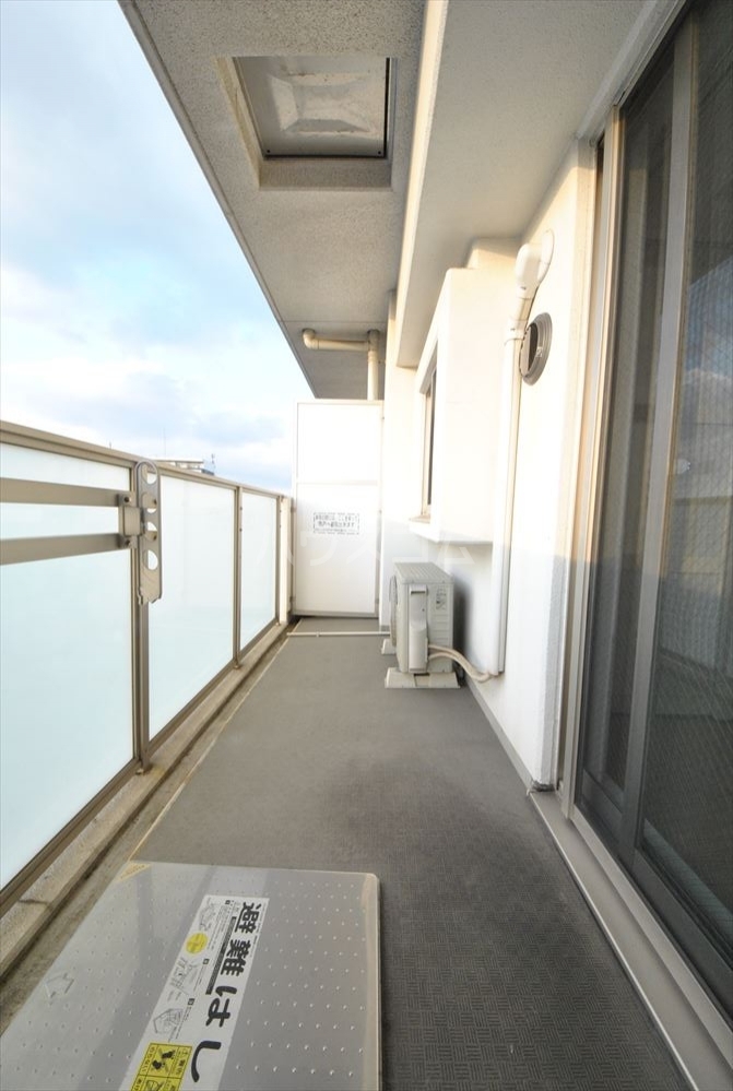 25/30 バルコニー