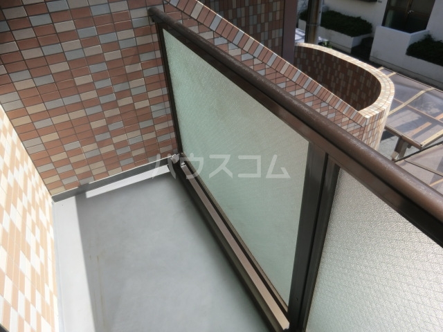 20/30 バルコニー