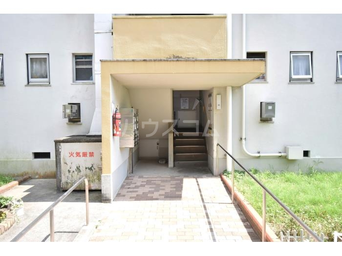 2/9 エントランス