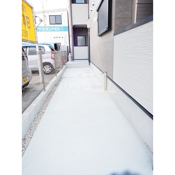 15/23 駐車場