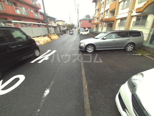 15/25 駐車場