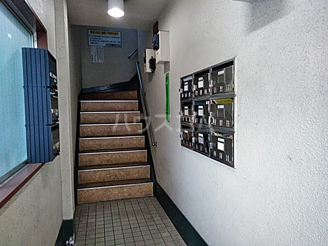 3/7 エントランス