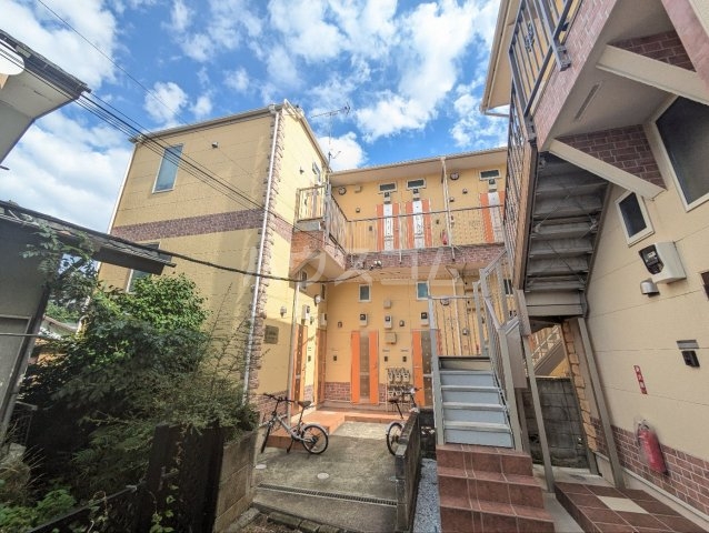 29/30 エントランス