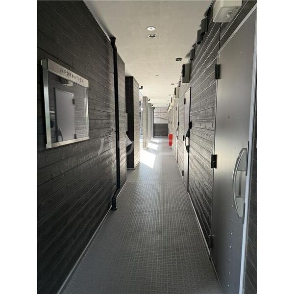 17/24 エントランス