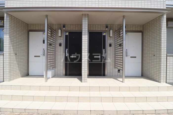 2/4 エントランス