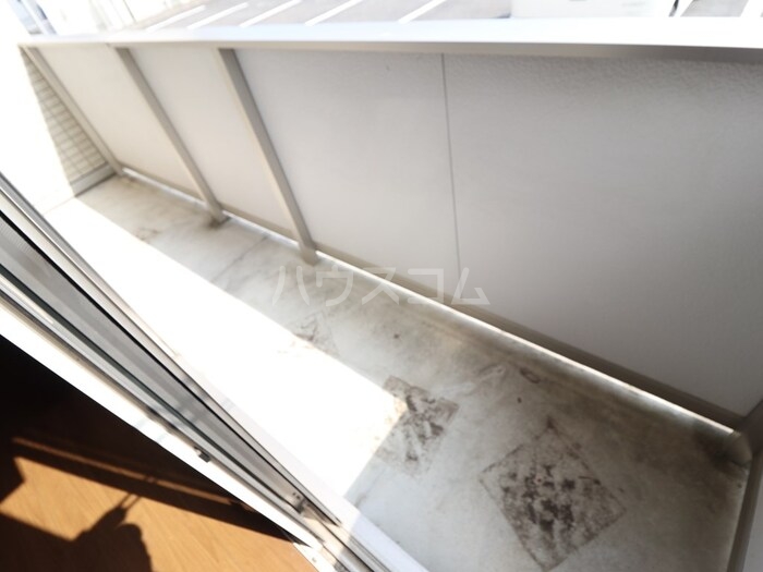 13/20 バルコニー