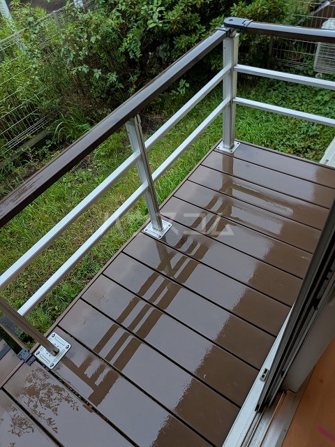 21/30 バルコニー