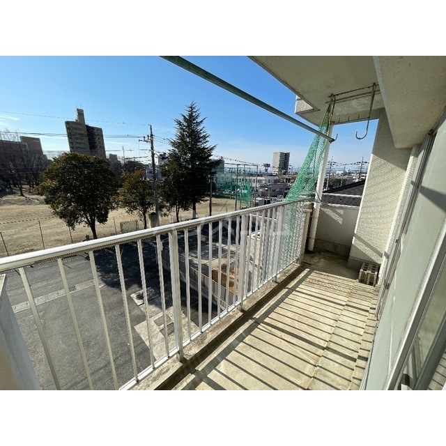 14/23 バルコニー