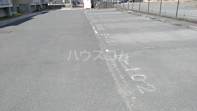 3/7 駐車場
