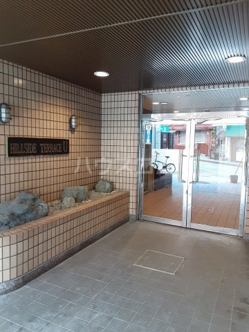 17/23 エントランス