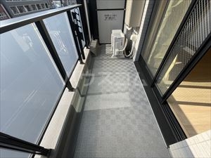 18/30 バルコニー