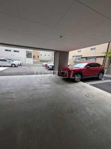 25/30 駐車場