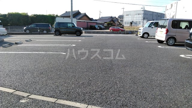 3/4 駐車場