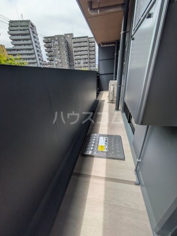 27/30 バルコニー