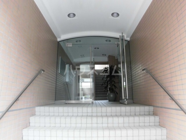 3/10 エントランス