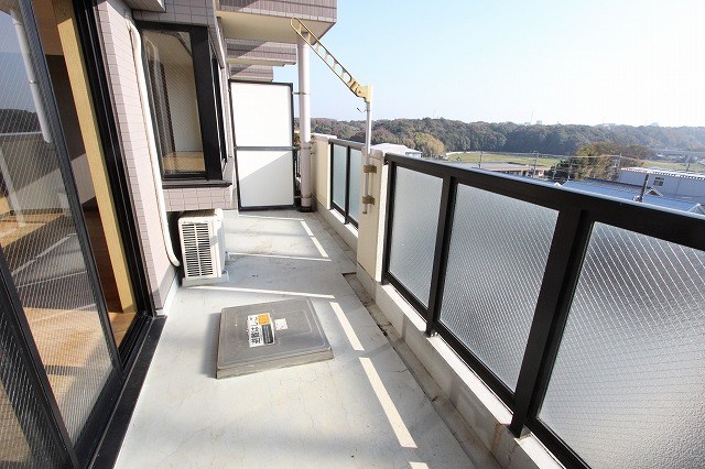 19/30 バルコニー
