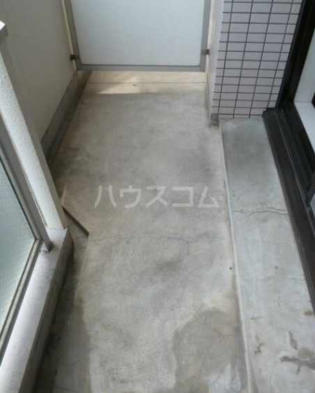 19/27 バルコニー