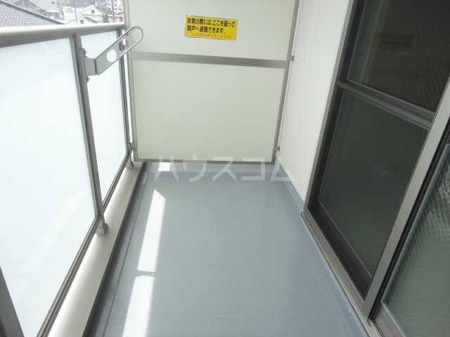 21/27 バルコニー