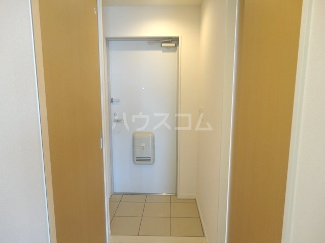 15/27 玄関