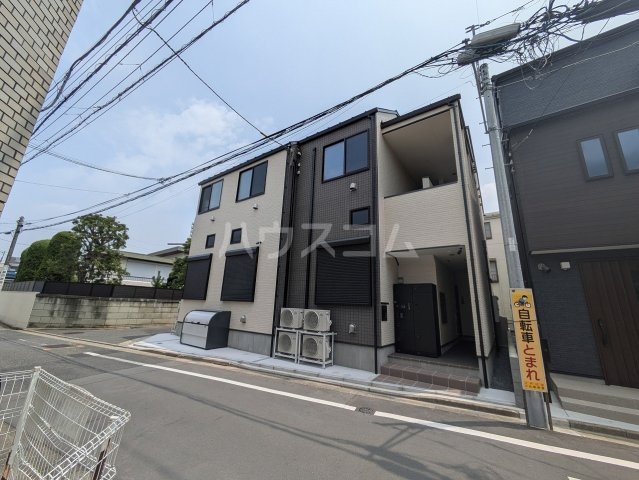 メゾン　フルール　小岩駅前の外観
