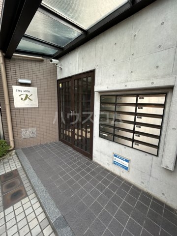 26/30 エントランス