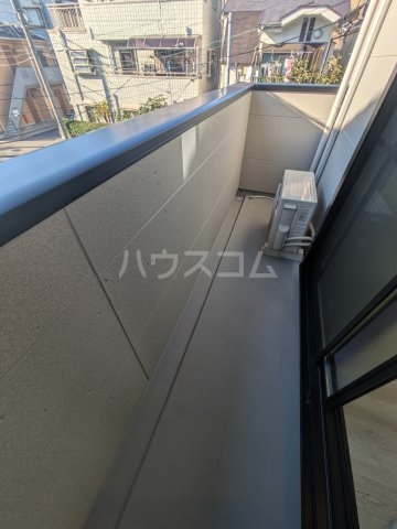19/28 バルコニー